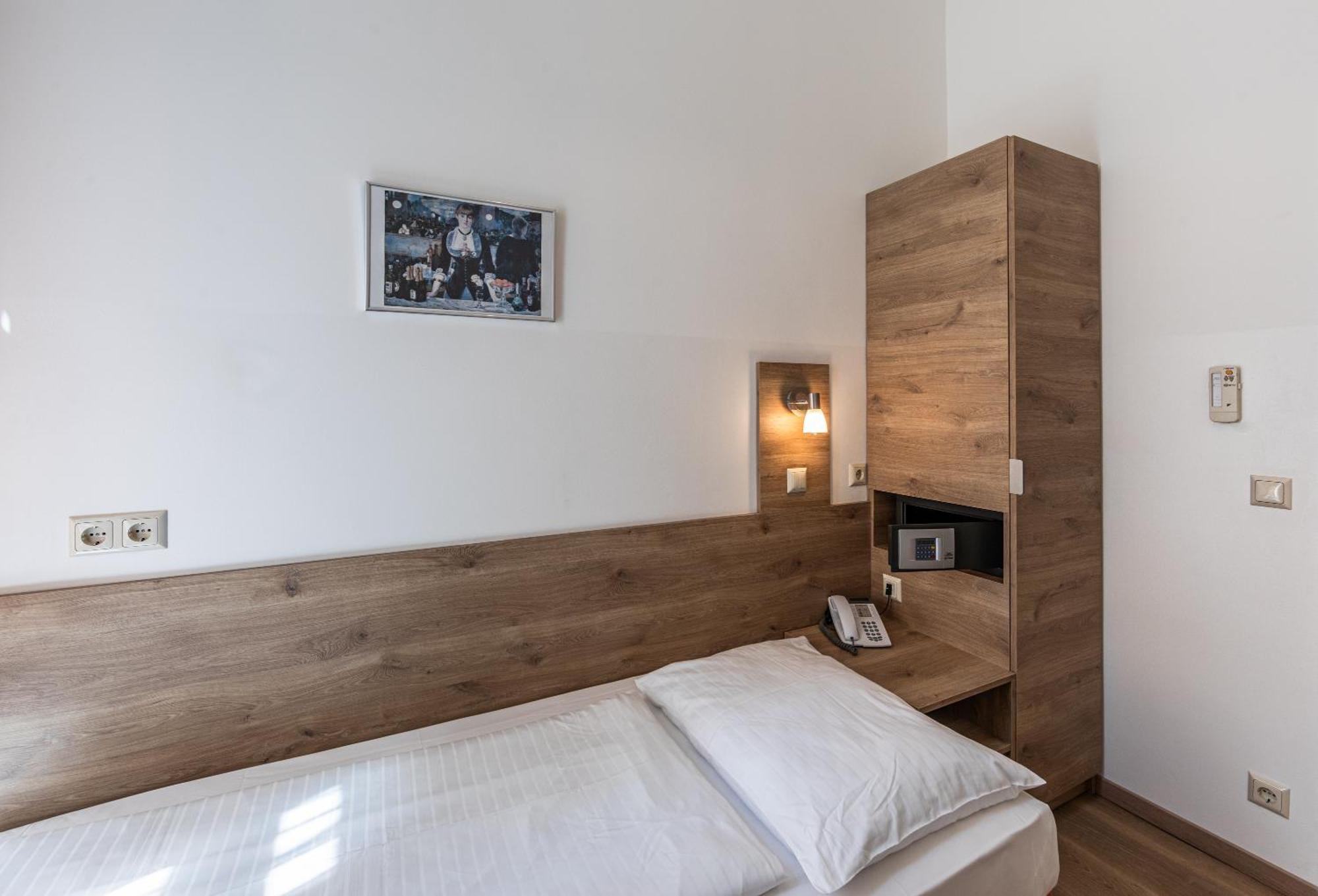 Hotel Terminus Βιέννη Εξωτερικό φωτογραφία
